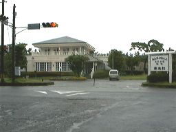 白い建物